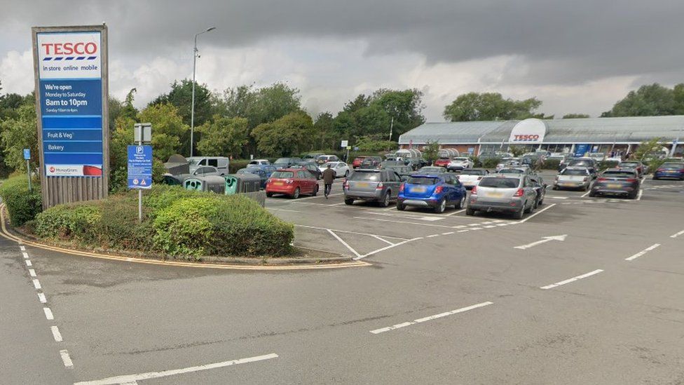 Woman hit by car outside Horncastle supermarket dies