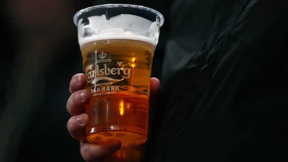 Russian Carlsberg staff arrested after business seized