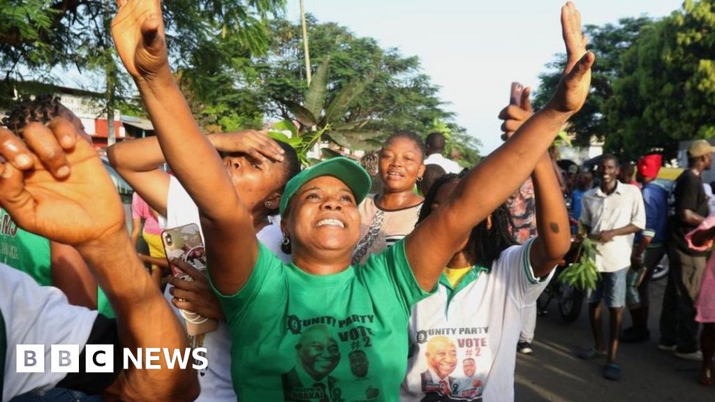 Liberia election: Vehicle rams into celebrating President-elect Boakai supporters