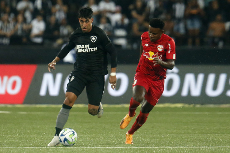 Jogos hoje (12/11/23) ao vivo de futebol: onde assistir e horário