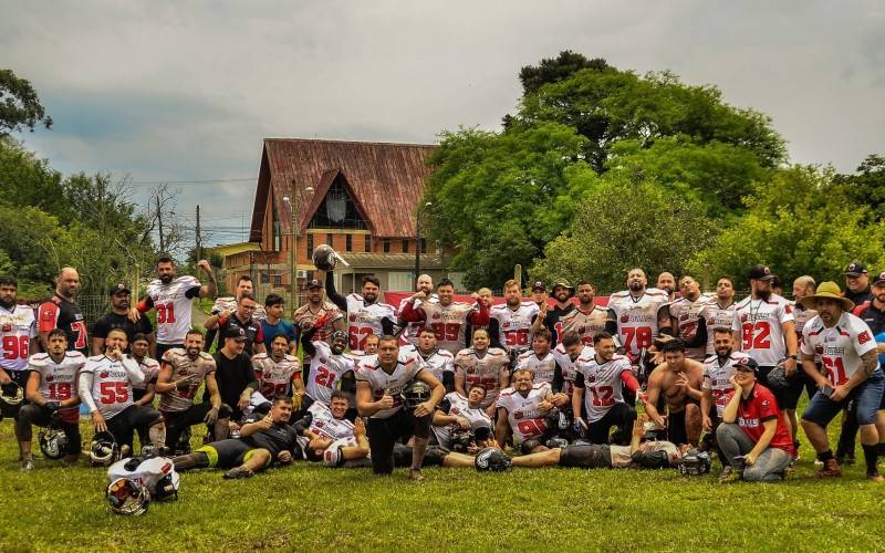 Touros vermelhos estão na semifinal do Campeonato Brasileiro de Futebol Americano – D2