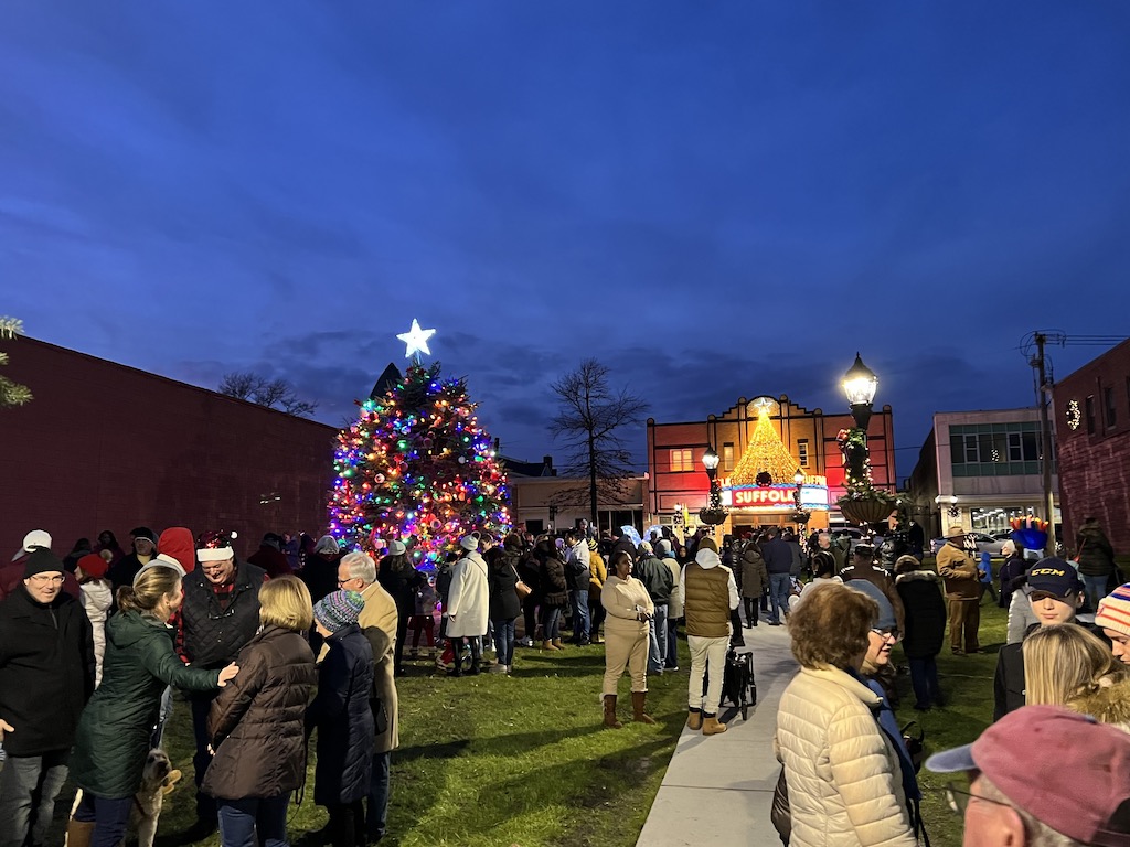 Home for the holidays: Celebrate and enjoy with these local events and activities