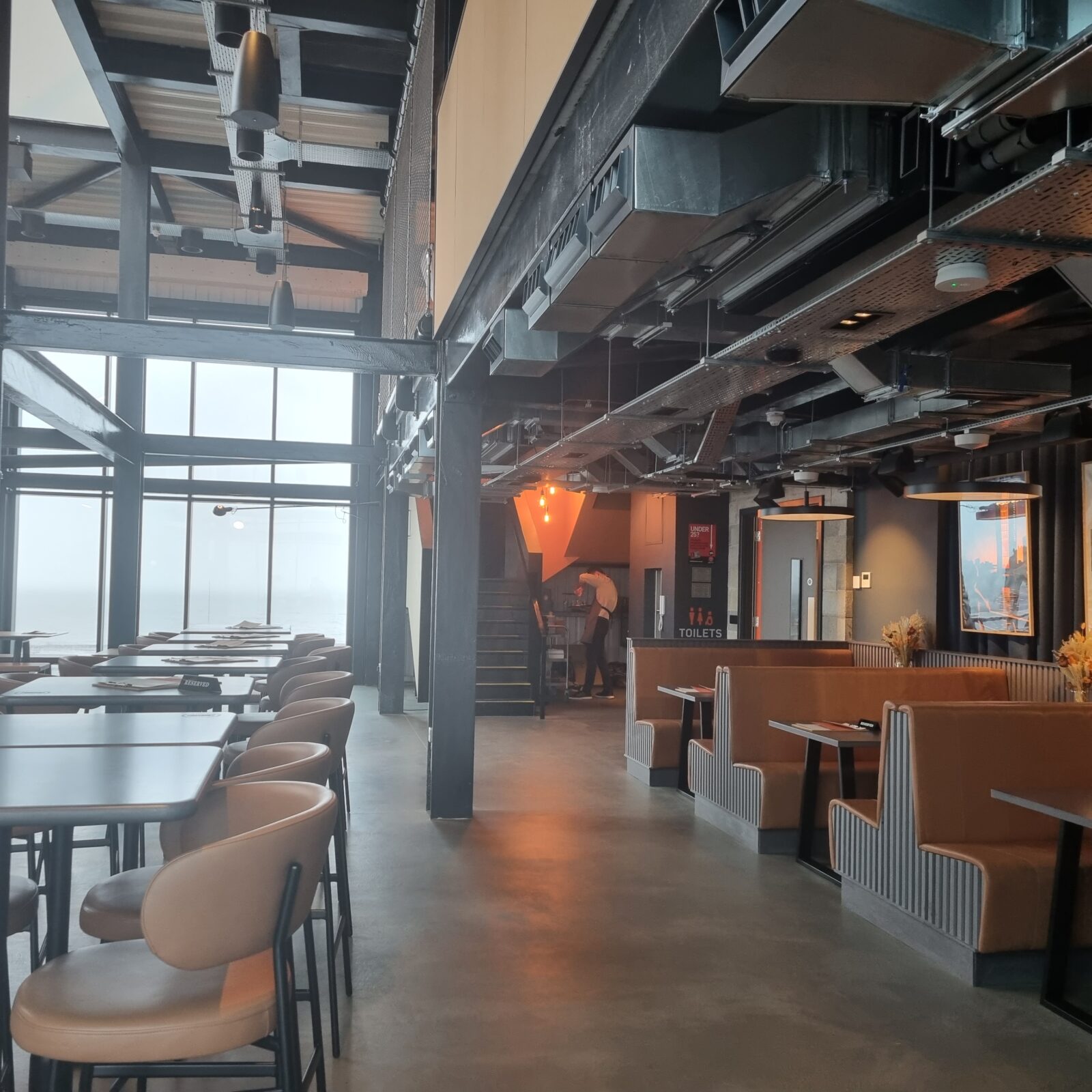 The Port of Leith Distillery Bar, restaurant review – we experience the views and cocktails at Scotland’s first vertical distillery | Scotsman Food and Drink