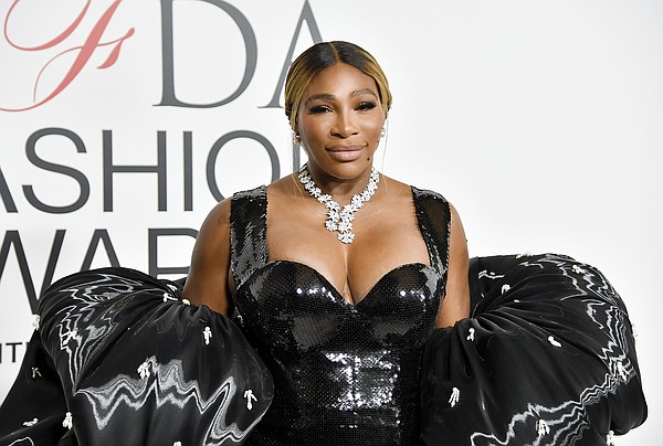 Tennis legend Serena Williams honored as a ‘fashion icon’ 
at fashion industry’s big awards night