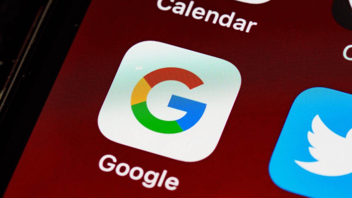 Google App में बदलने जा रही सर्च बार की जगह, Android यूजर्स के लिए पेश होने जा रहा एक नया बदलाव – Google Is Testing a bottom search bar on Android