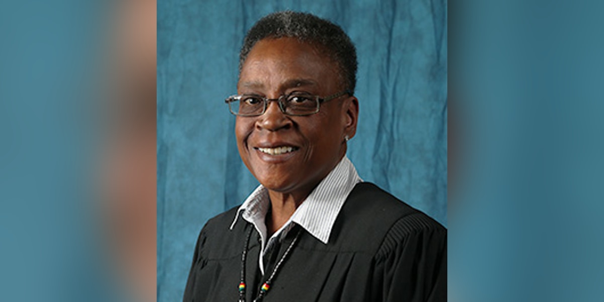 Shelby Co. judge reprimanded for failing to seek help for mental health issues