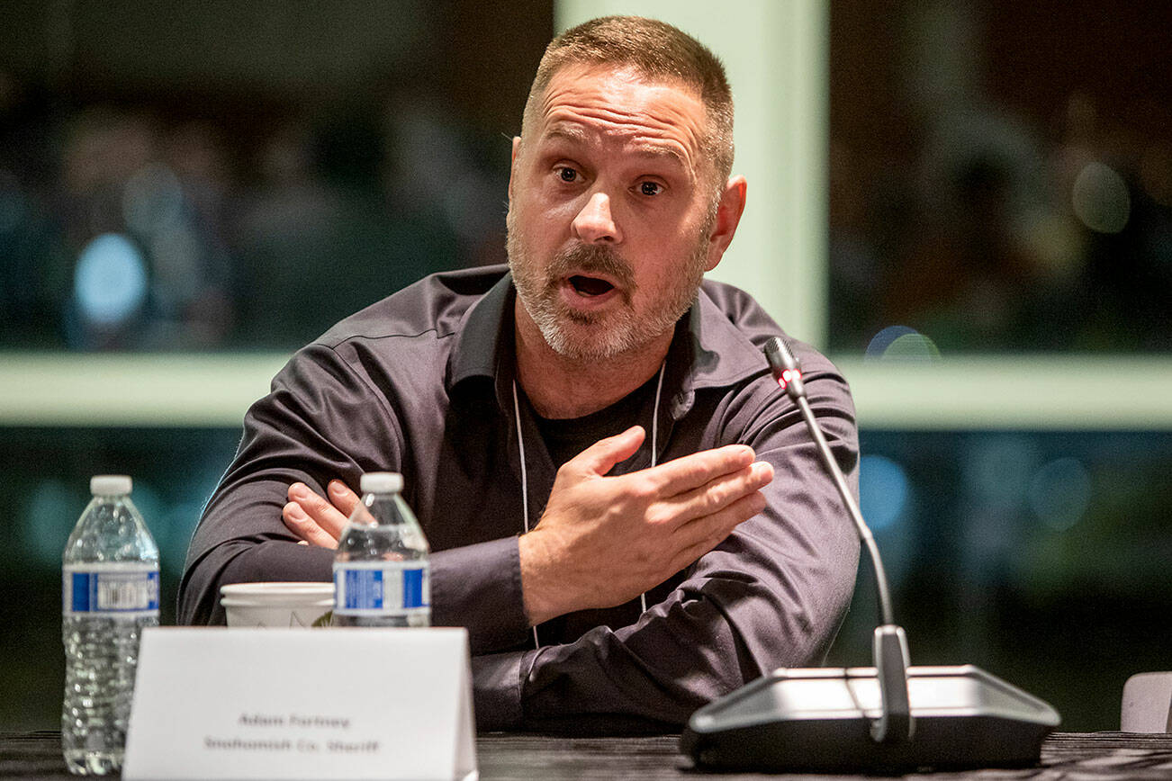 Days before election, sheriff admits violating campaign finance law