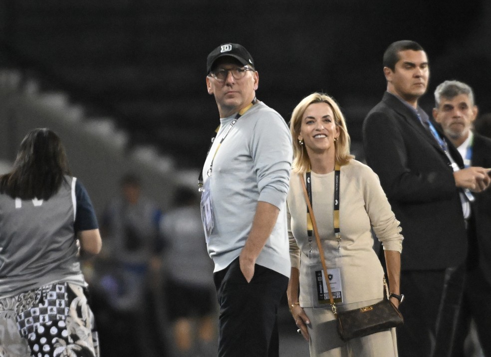 STJD suspende John Textor, dono da SAF do Botafogo