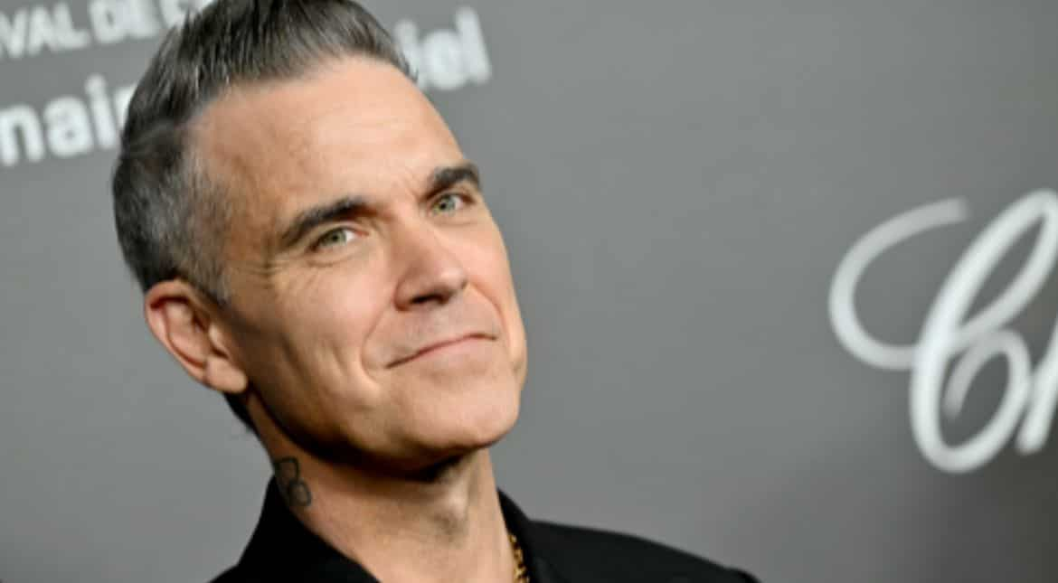 After Taylor Swift, Robbie William’s fan dies after falling in concert