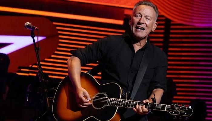 Bruce Springsteen Surprised Fans with a Charity Show While He Is Still Recovering