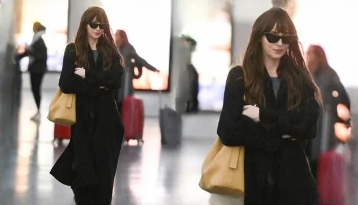 In New York City, Dakota Johnson’s Long Fringe Makes Her Look Very Lovely