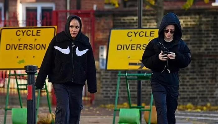 Jess Glynne and Alex Scott Were Seen Enjoying an Afternoon Together in London