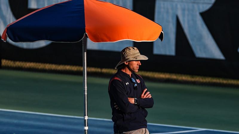 Men’s tennis inks Frusina, Phillips