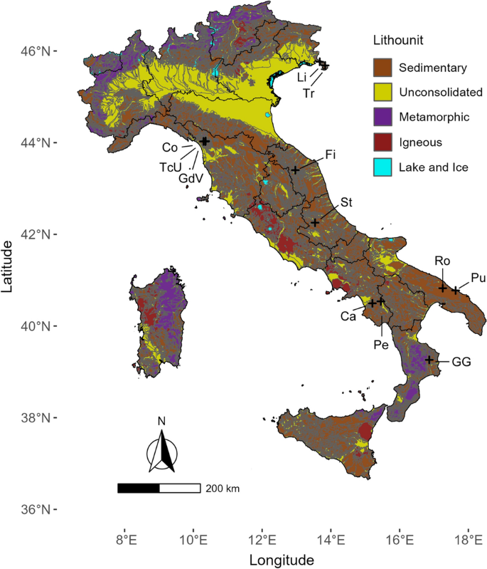 Regional climate contributes more than geographic distance to beta diversity of copepods (Crustacea Copepoda) between caves of Italy