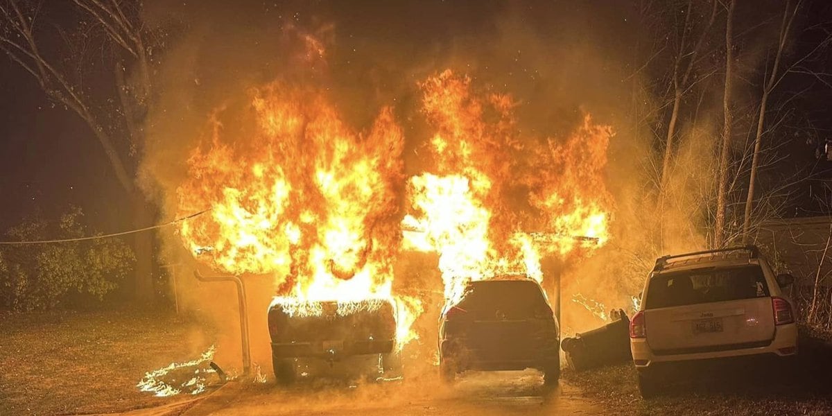 Massive fire engulfs two cars on College Street in Greenville