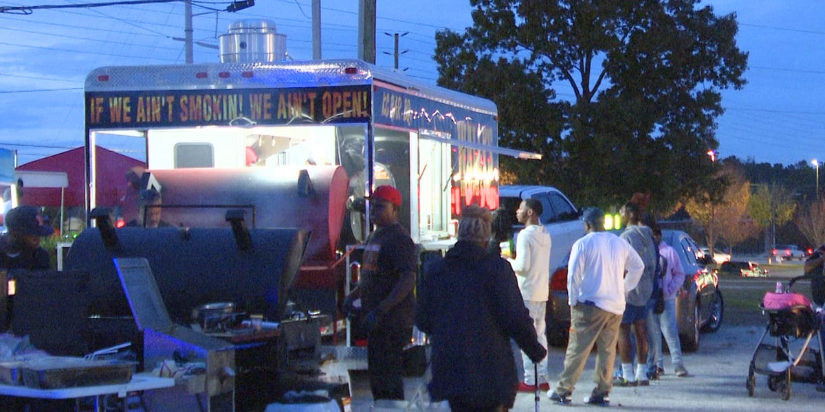 Decals could allow food trucks to show proper inspection approvals