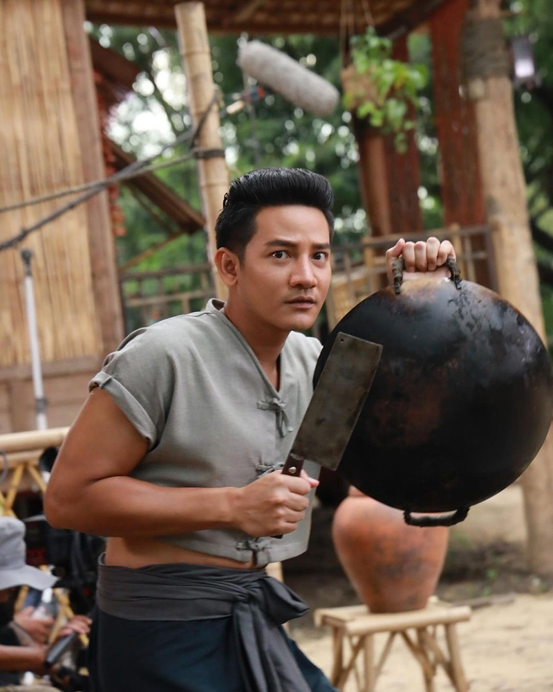 พี่เพิ่ม พรหมลิขิต บอกลาเสื้อเอวลอย พลิกลุคเป็นลูกพระยานาหมื่น หล่อละมุนมาก !