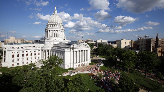 Under new bill, Wisconsinites could seek mental health services from out-of-state providers via telehealth