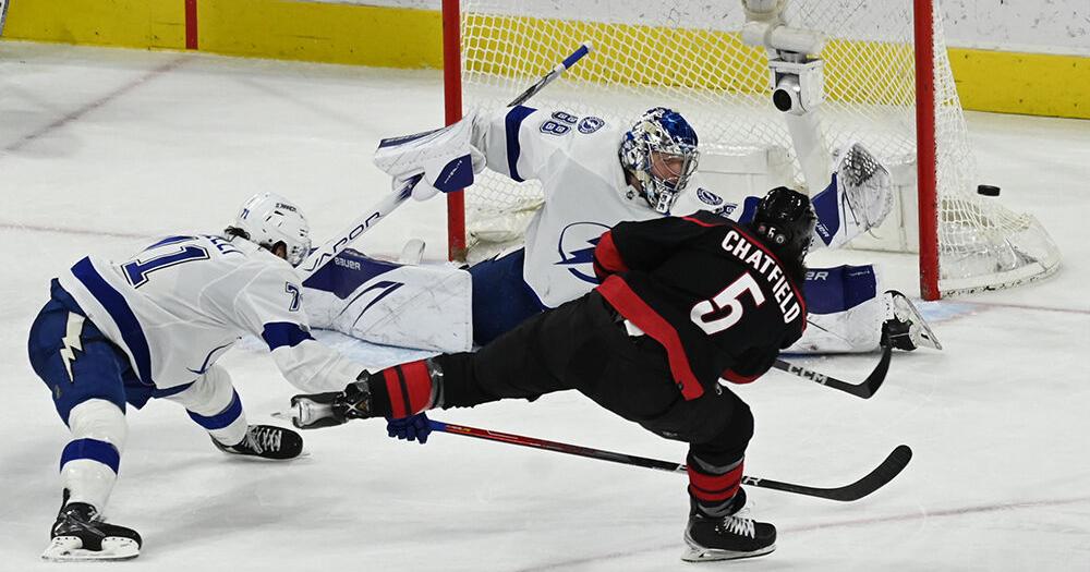 Lightning strikes eight times as Tampa Bay dismantles Hurricanes 8-2