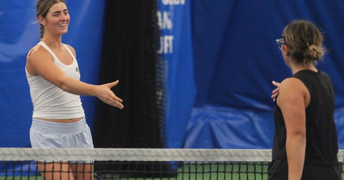 Holy Family’s Casey Cronin finishes in fourth at state tennis tournament