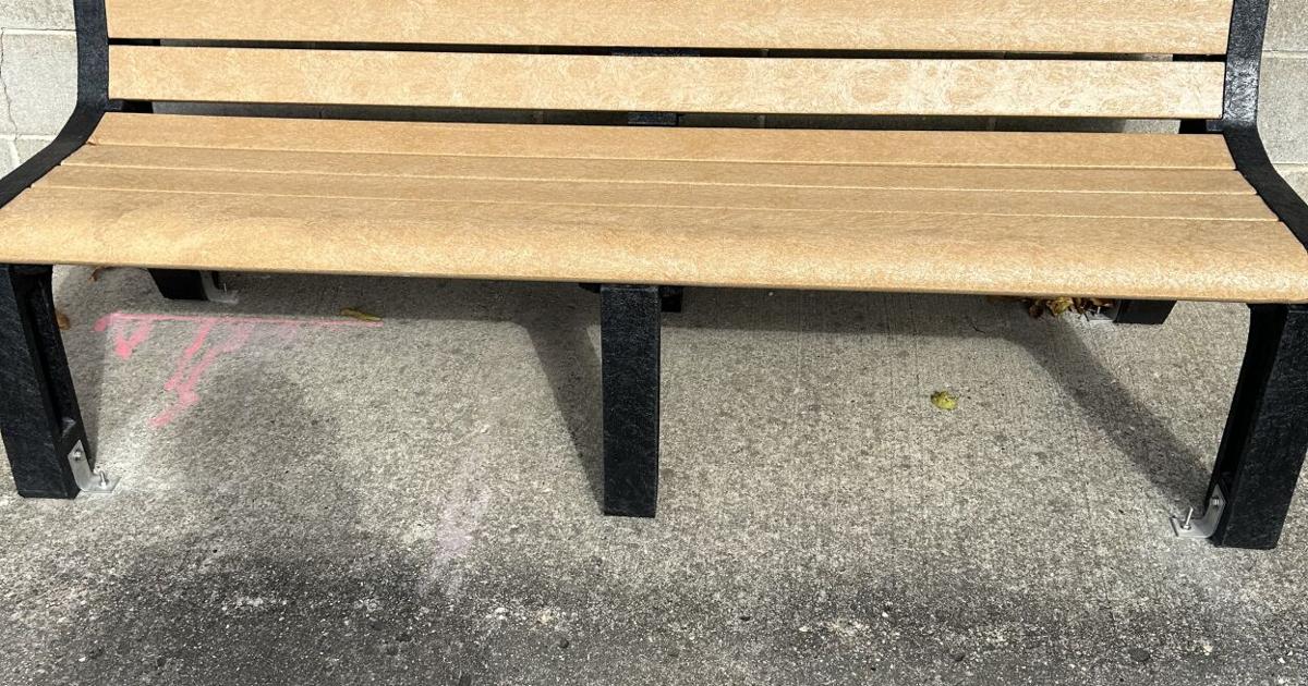 Audubon County Travelers Donate Bench