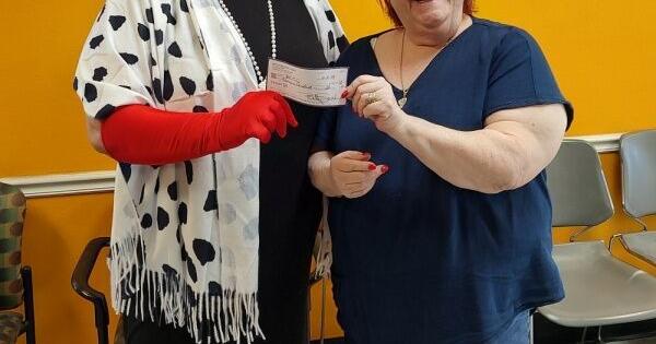 Betty’s Creative Studio donates to animal shelter