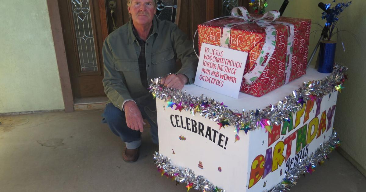 Float building for local parades is one man’s passion