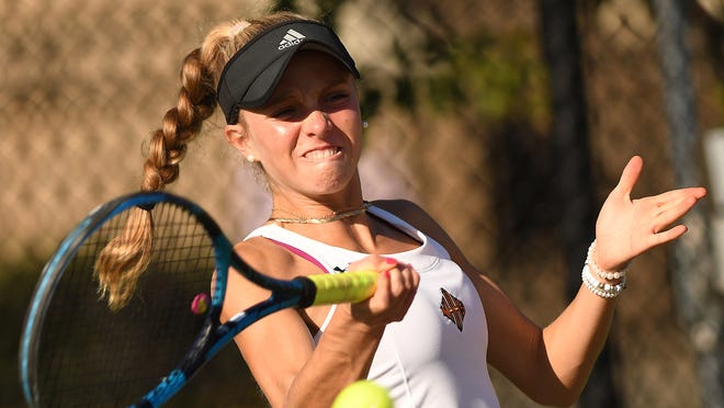 New Hanover girls tennis advances to state regional final for first time since 2019