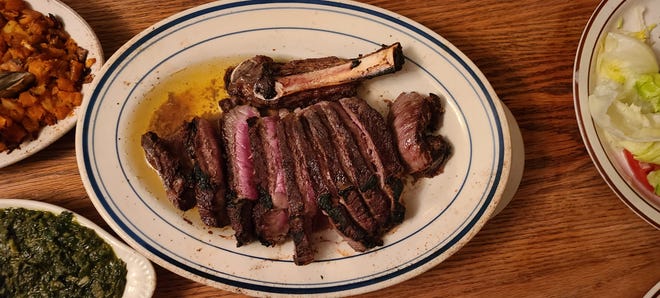 Review: What sizzles (& fizzles) at a classic Naples steakhouse celebrating 30 years