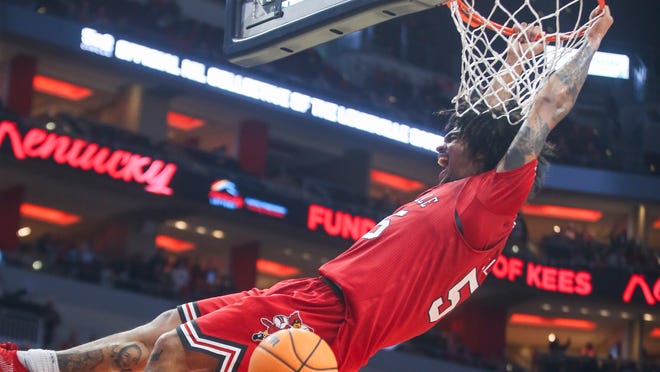 Louisville basketball erases 13-point deficit to beat UMBC in opener at KFC Yum! Center