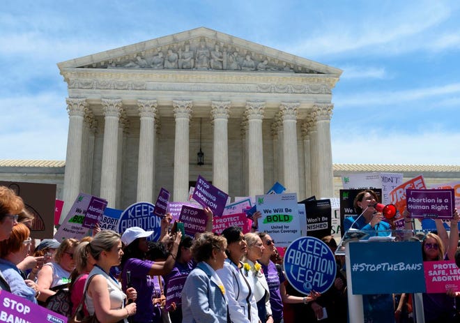 DOJ argues Alabama can’t charge people assisting with out-of-state abortion travel