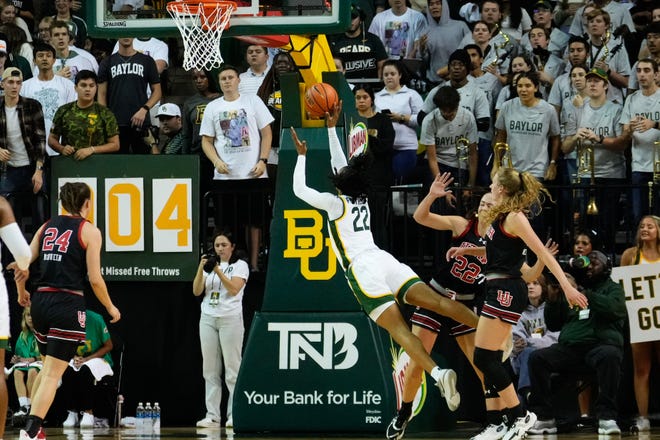 Top women’s college basketball photos from 2023-24 season