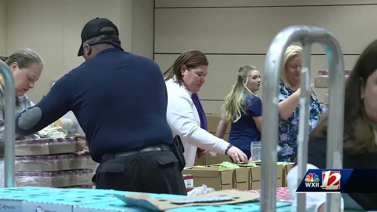 Novant Health partners with the Forsyth Backpack Program to fight food insecurity and pack 16,000 meals for kids across Forsyth County