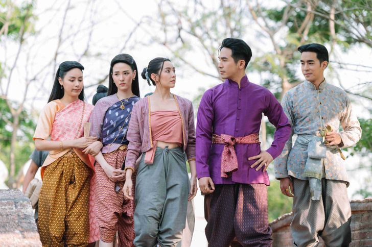 เรื่องย่อละคร พรหมลิขิต EP.11 พุดตาน เยือนเรือนวิสูตรสาคร แต่กลับคุ้นเคยอย่างประหลาด