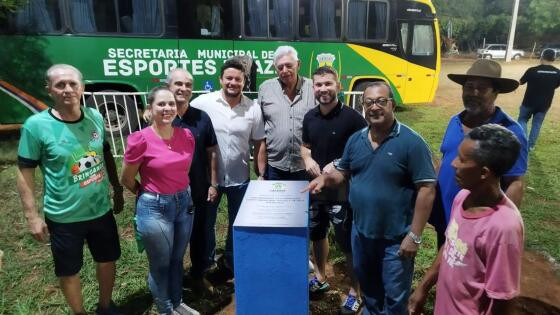 Prefeitura inaugura a iluminação de mais um campo de futebol, agora foi a vez de Vila Aparecida