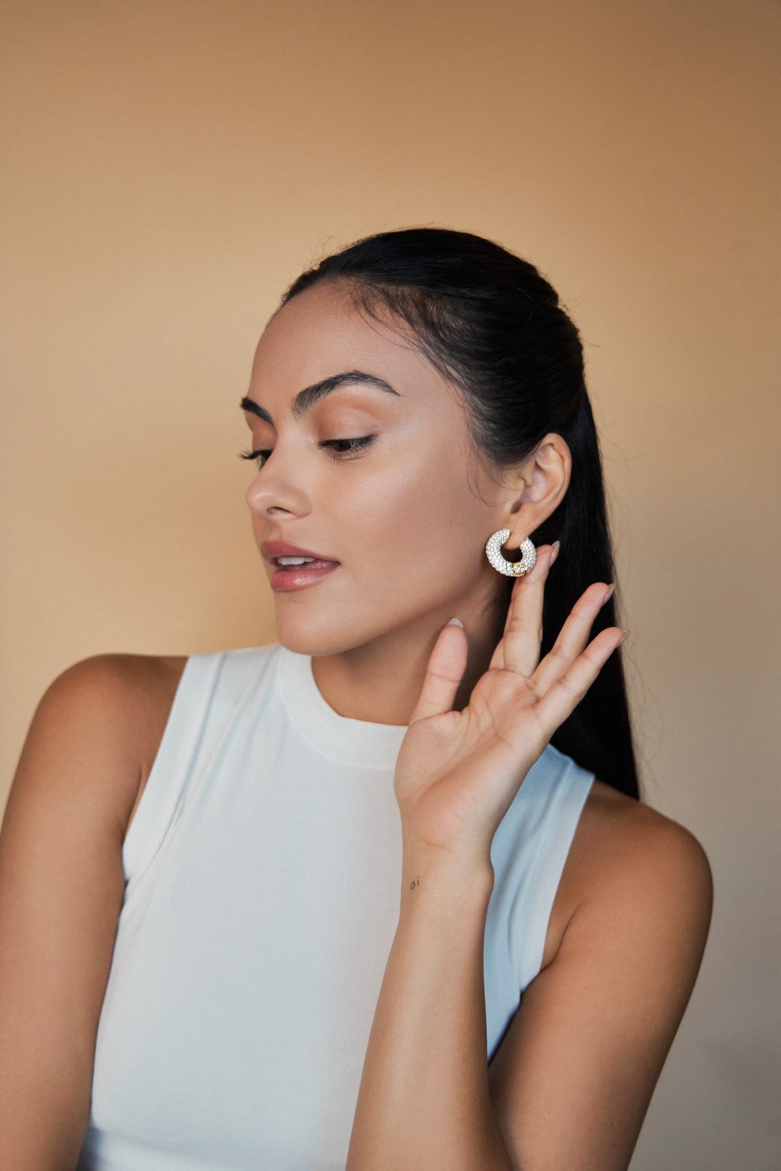 Camila Mendes Fronts Kendra Scott’s Holiday Season Campaign