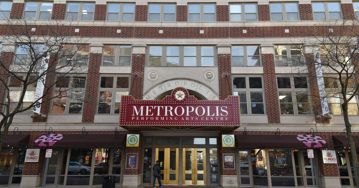 Metropolis’ matching gift campaign, village subsidy help ensure the shows go on in Arlington Heights