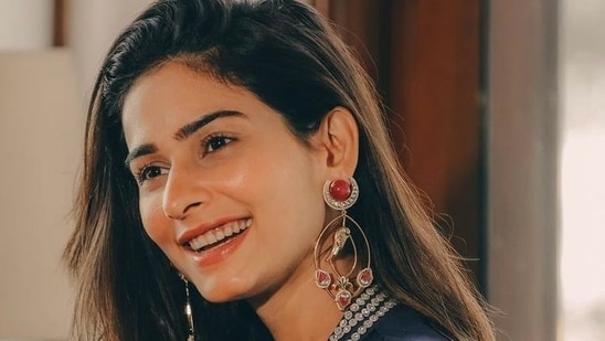 Actor Aneri Vajani feels proud of the drama queen tag for television artistes