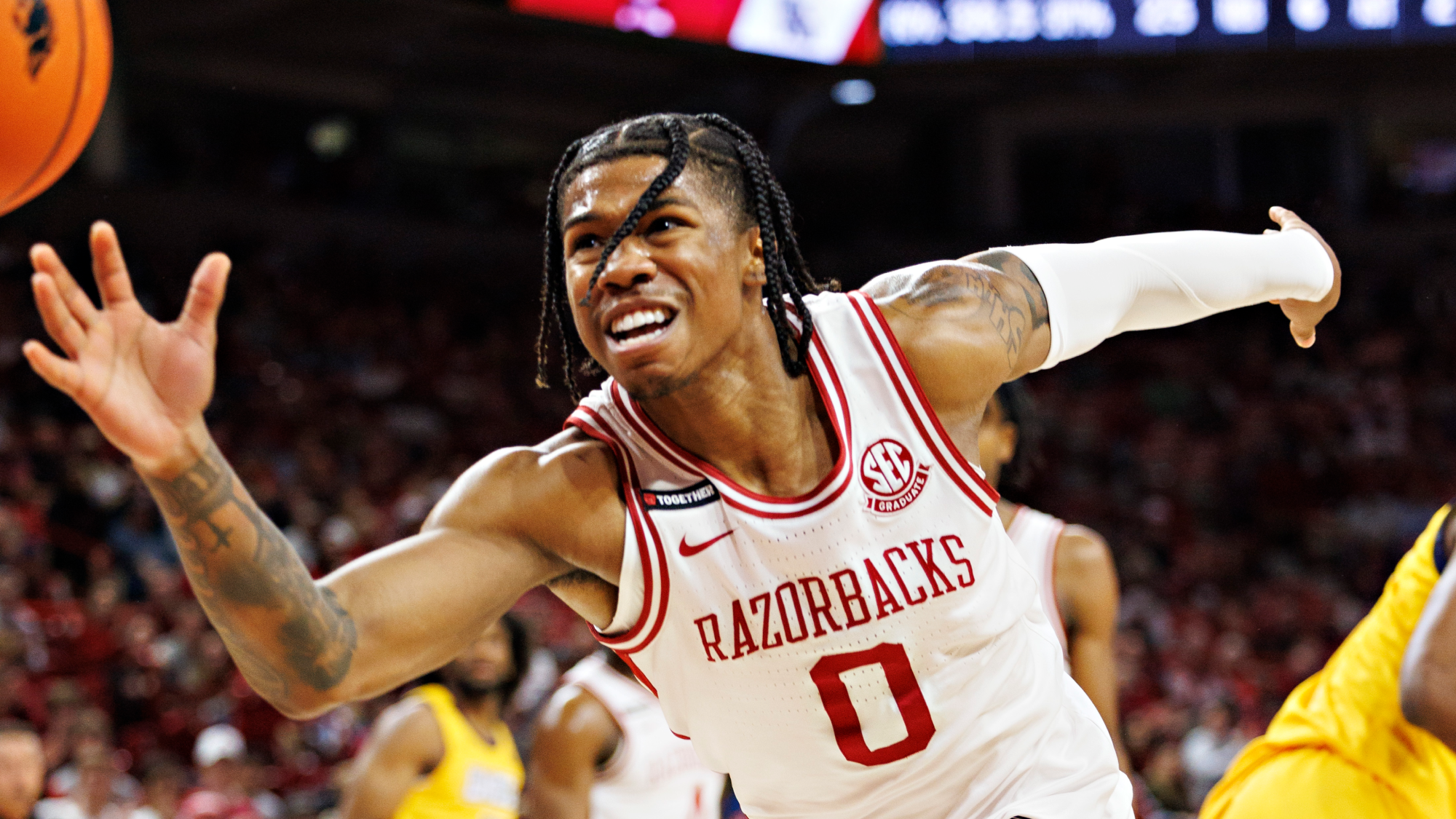 The Messenger’s College Basketball Top 25: Walking a Razorbacks’ Edge