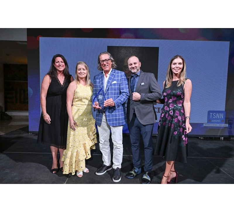 Bob Maricich Honored with Industry Icon Award