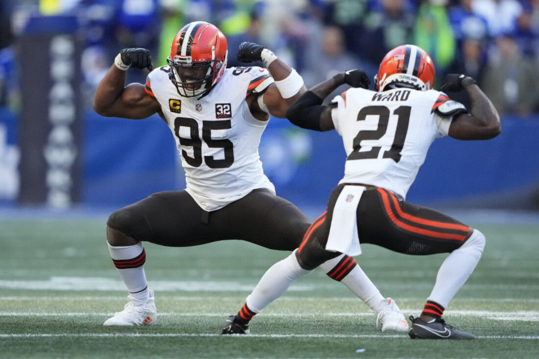 After QB change, Browns will lean on defense vs. Steelers