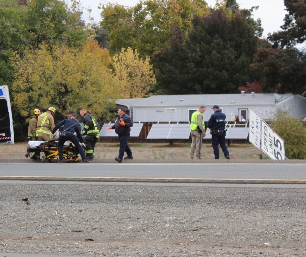 Woman injured in 2-car crash on Highway 99, goes to hospital