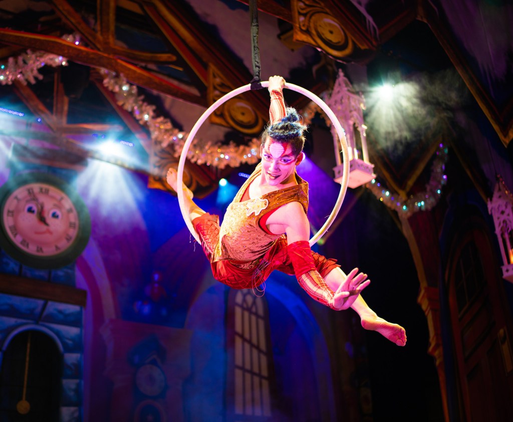 Weekend highlights include Cirque Dreams Holidaze, Peanuts Holiday Jazz Jam [Events Roundup]