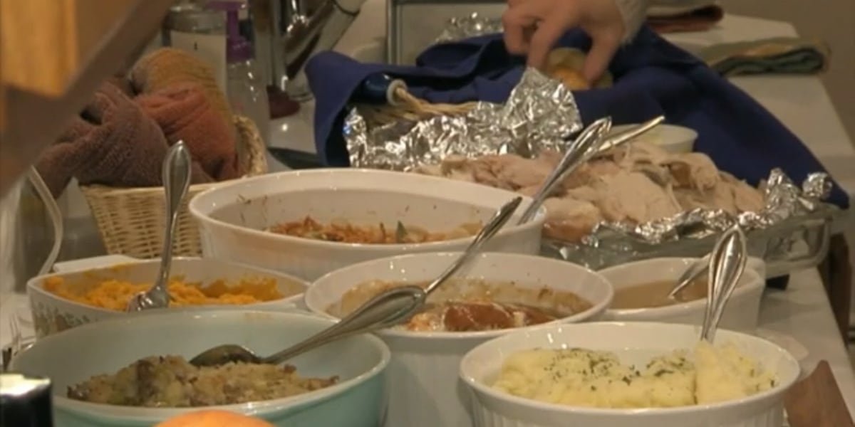 Experts suggest ways to safely store and prepare food for Thanksgiving