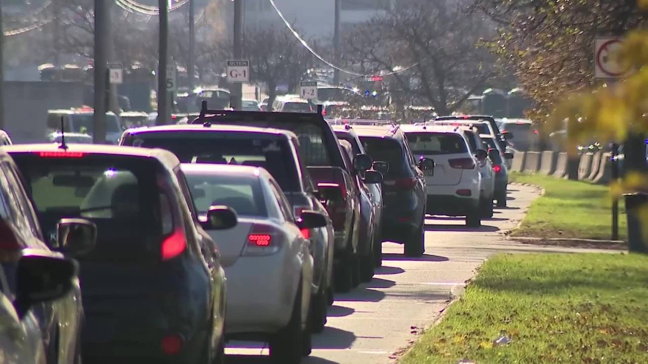 Cleveland giveaway runs out of food, backs up traffic amid massive turnout