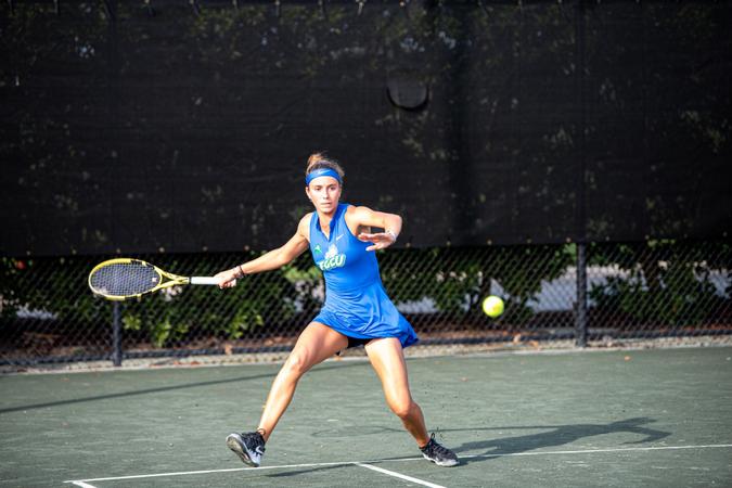 Women’s tennis post strong showing against Purdue