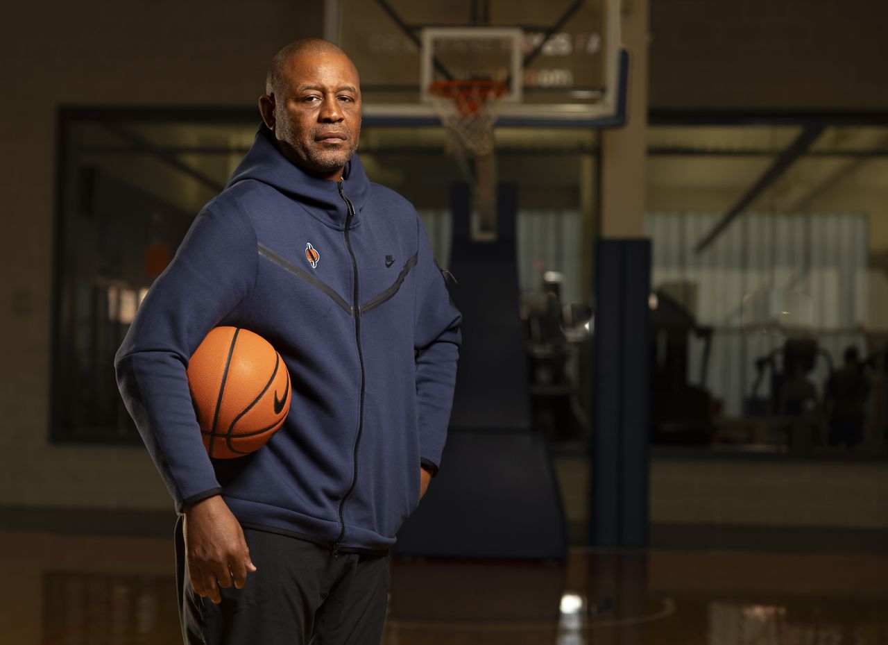 Autry starts to build his SU basketball program: ‘It’s the same standard’