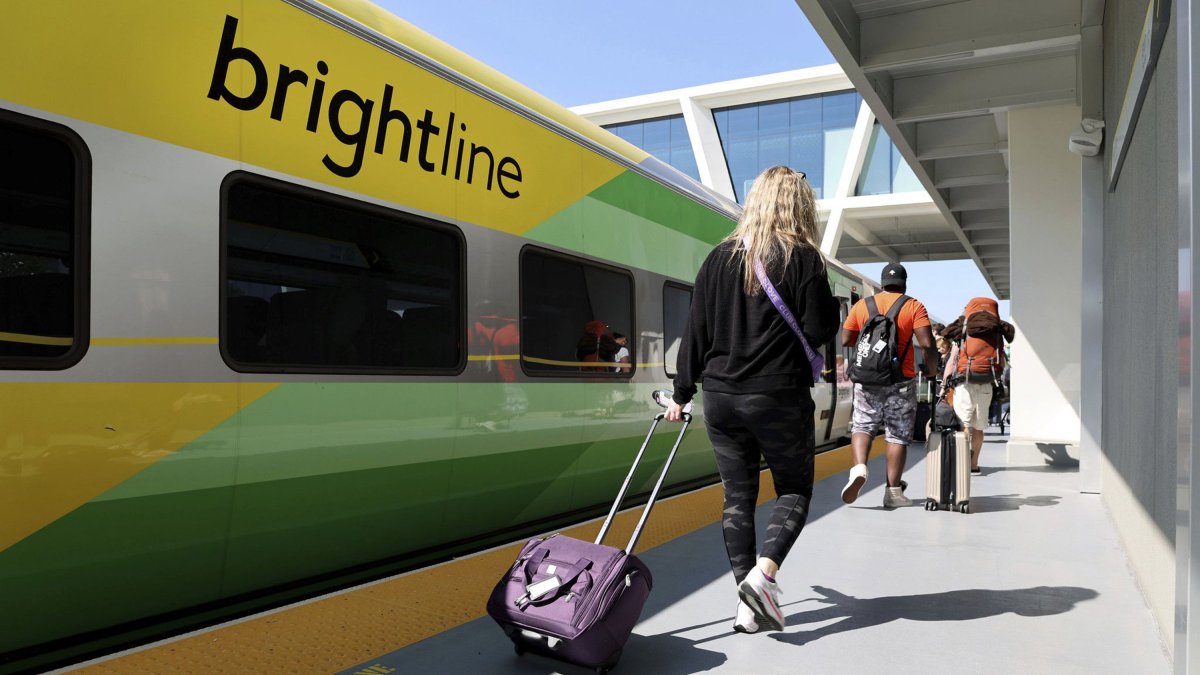 Brightline offering ‘Bright Friday’ deals ahead of busy holiday travel season