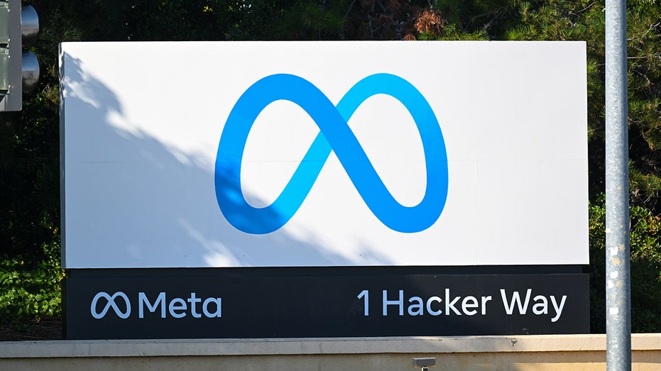 Meta adding AI disclosure requirement for 2024 election ads
