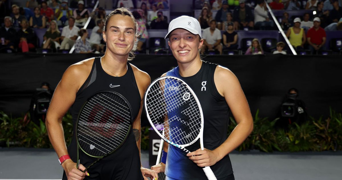 Swiatek-Sabalenka semifinal suspended; final rescheduled for Monday